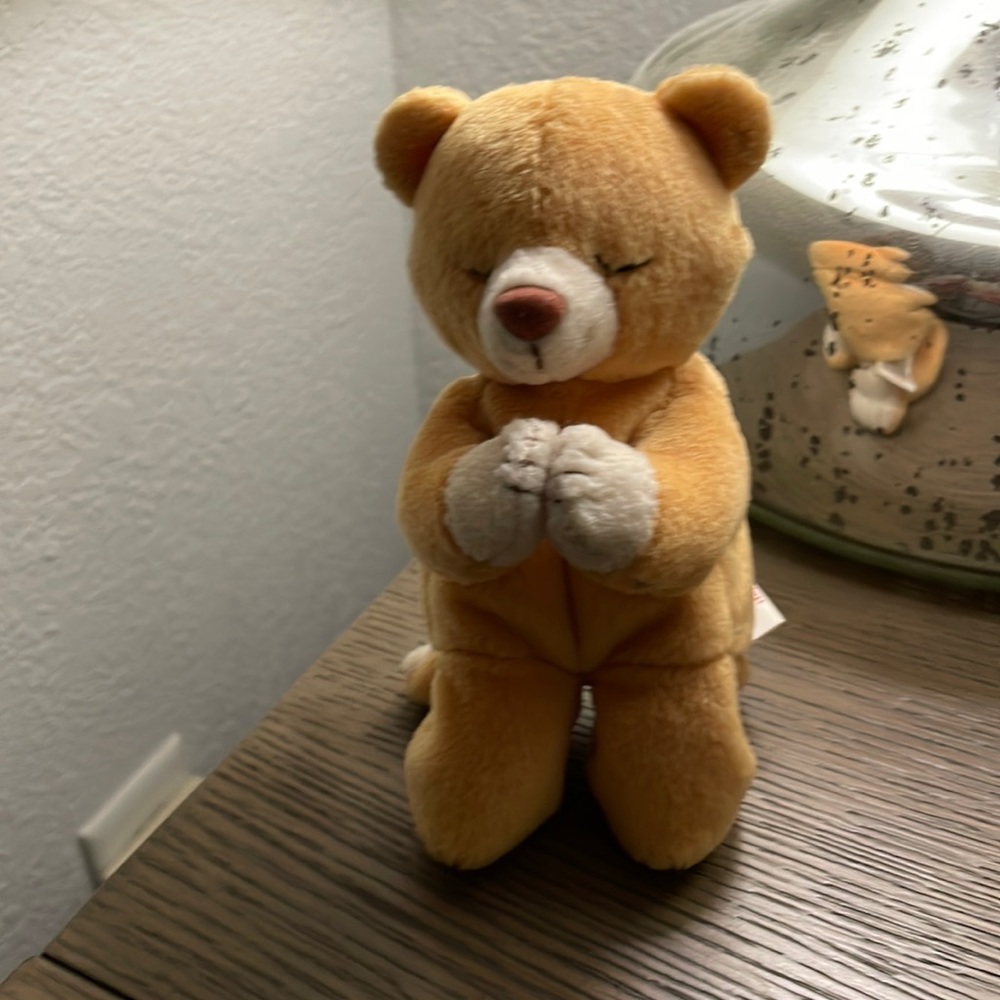 Ty Beanie Babies "Hope" Praying Bear. 1999. NO HANG TAGS.